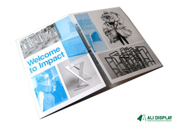 Glattes 210mm Taschenbuch-Drucken 120gsm Matte Advertisement Leaflet Sample